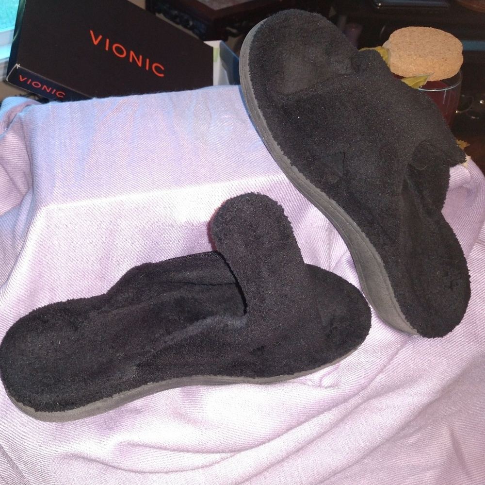 Vionic Indulge Relax Terry Velcro adjust slippers - Picture 4 of 5